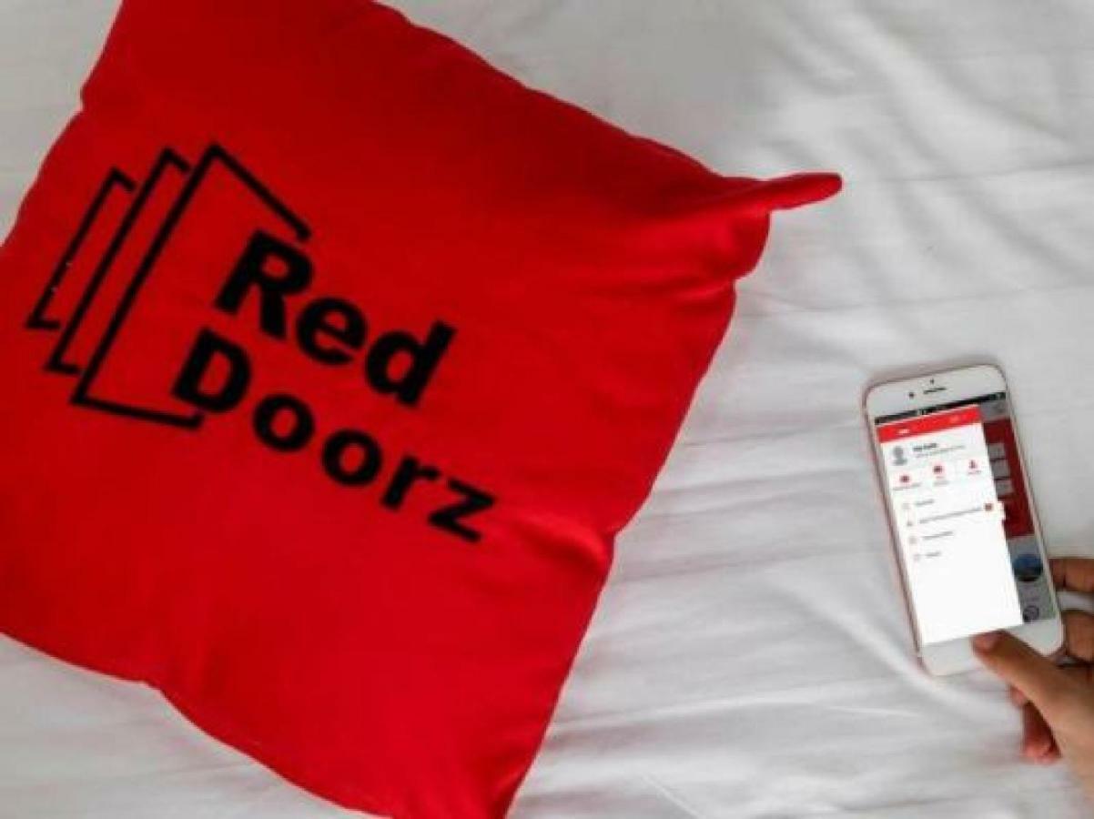 Hotel Reddoorz @ Baloi Batam Exterior foto